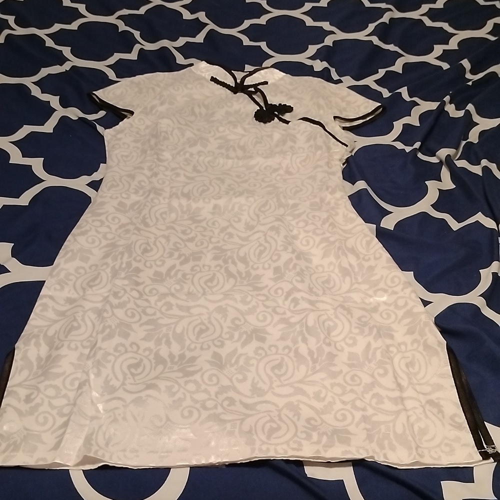 Small Chinese dress